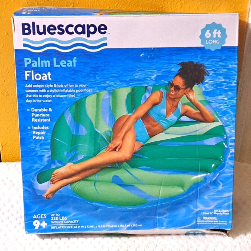 New Bluescape Palm Leaf Float